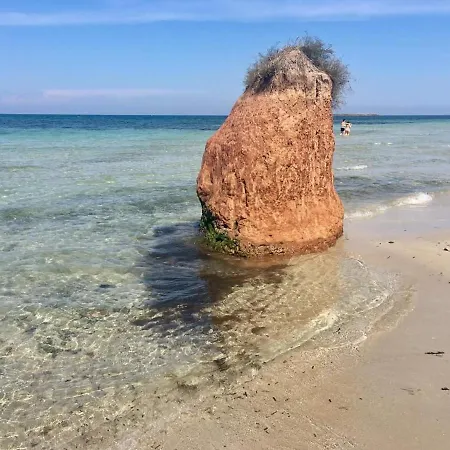 Trullo Olea Con Piscina فيلة