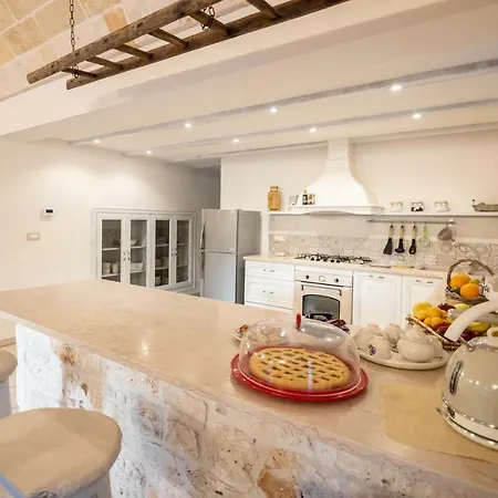 فيلة Trullo Olea Con Piscina