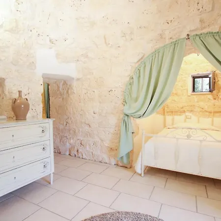 빌라 Trullo Olea Con Piscina